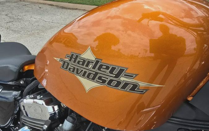 2014 Harley-Davidson® Seventy-Two®