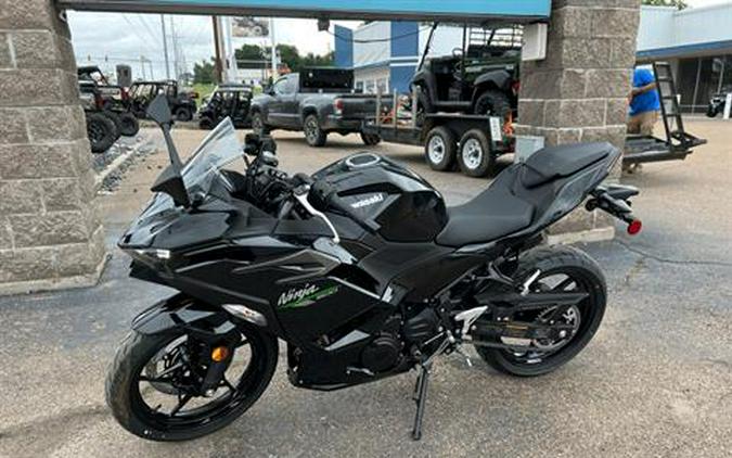 2024 Kawasaki Ninja 500