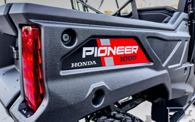 2025 Honda® Pioneer 1000