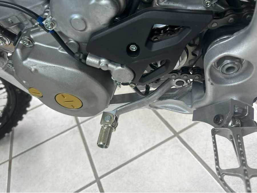 2025 Kawasaki KX 450 LIME