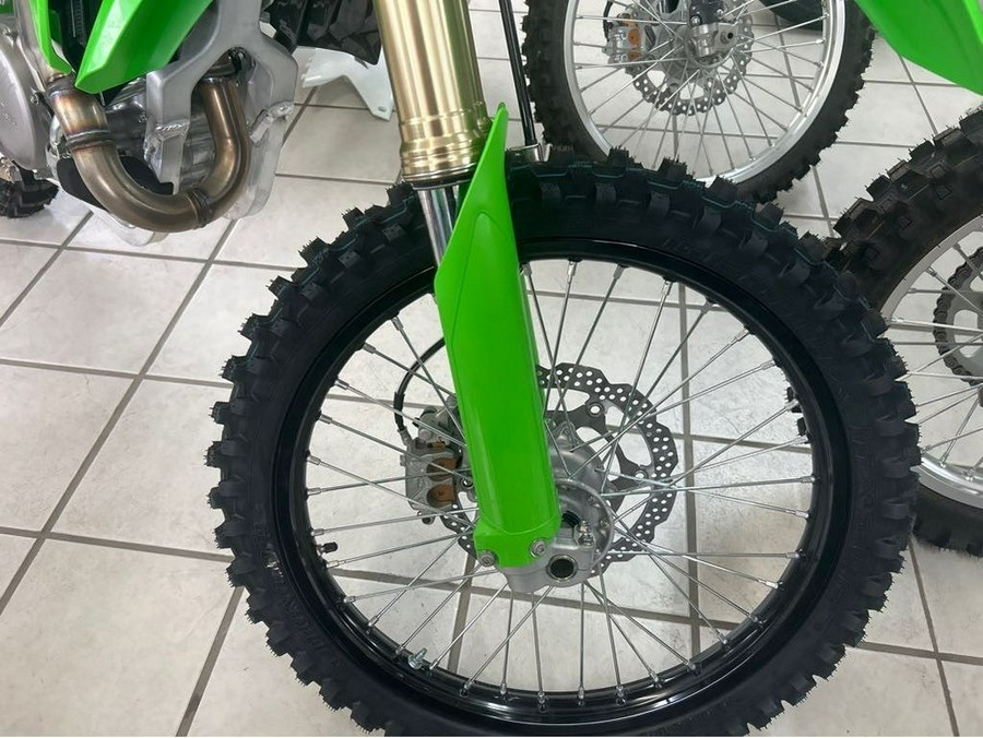 2025 Kawasaki KX 450 LIME