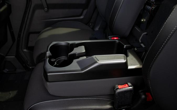 2026 CAN-AM DEFENDER MAX LIMITED CAB HD11