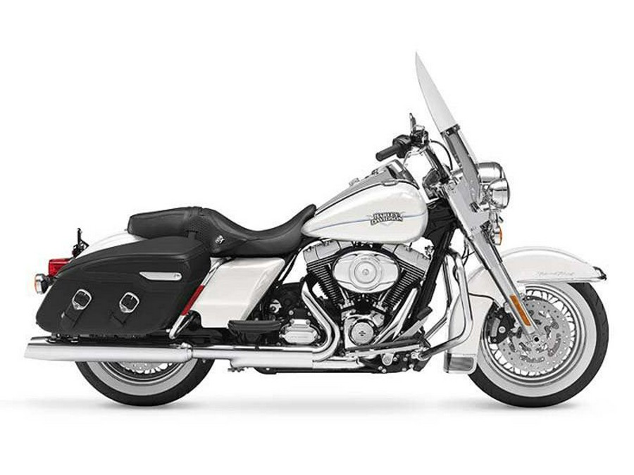 2013 Harley-Davidson® FLHRC - Road King® Classic