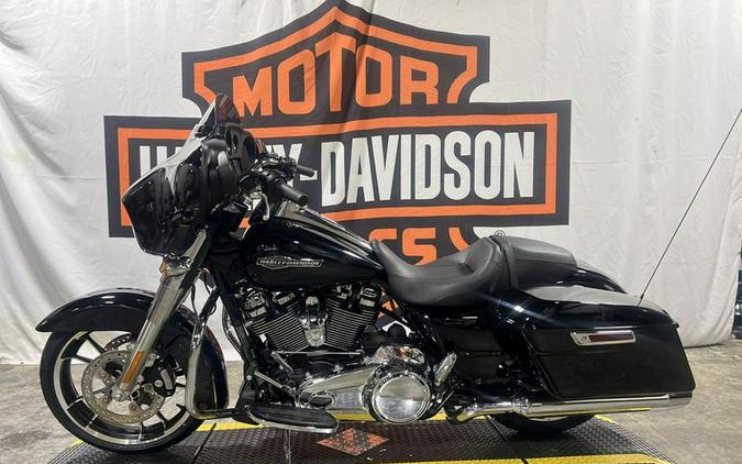 2023 Harley-Davidson® FLHX - Street Glide®