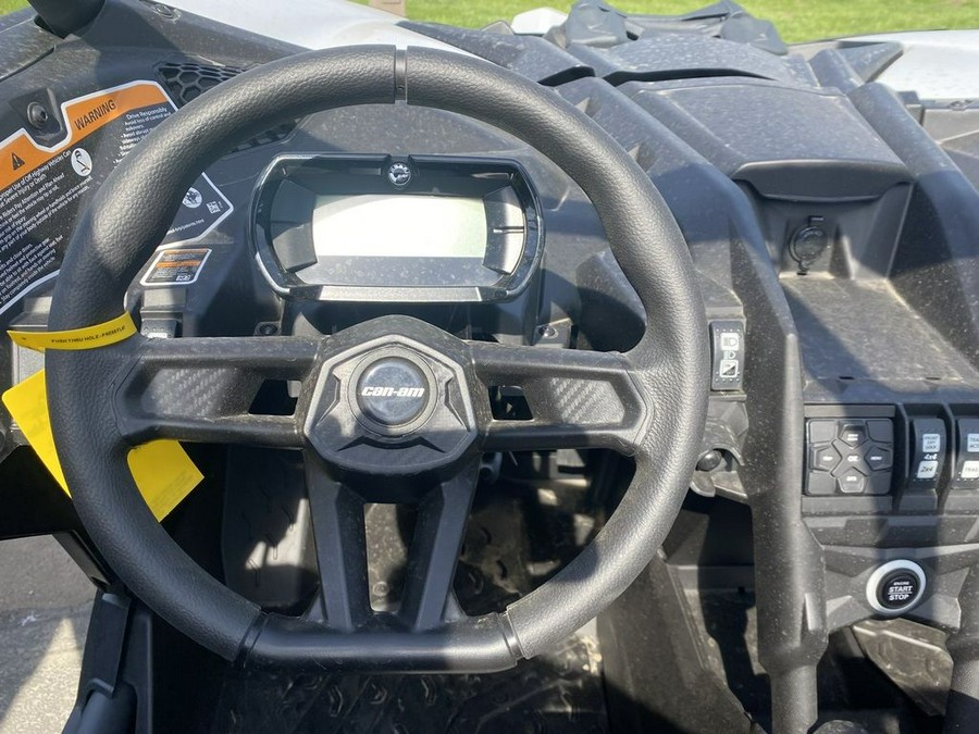 2024 Can-Am® Maverick X3 DS Turbo RR Catalyst Gray