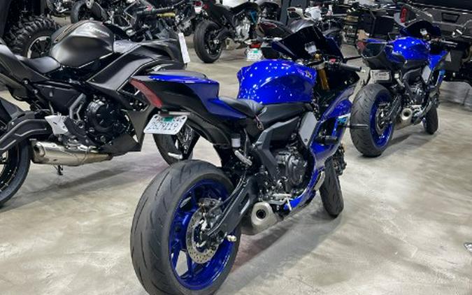 2025 Yamaha YZF-R7