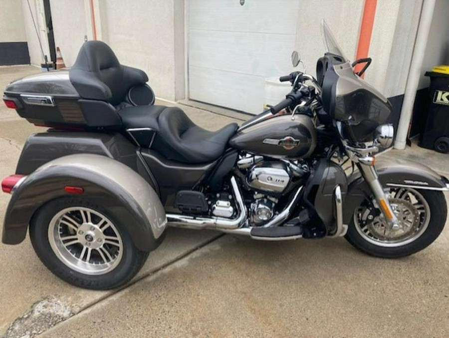 2023 Harley-Davidson® FLHTCUTG - Tri Glide® Ultra