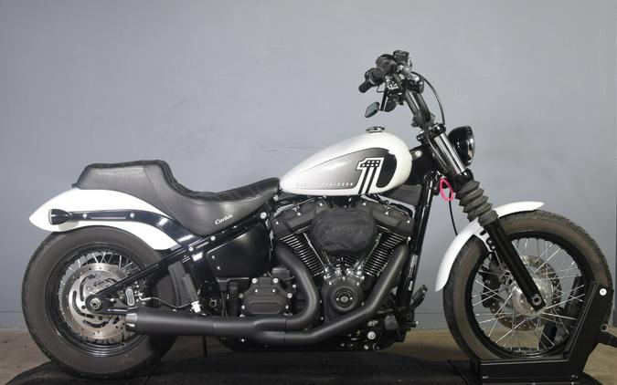 2021 Harley-Davidson Street Bob 114 Review (11 Fast Facts)