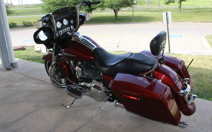 2010 Harley-Davidson® FLHX - Street Glide®