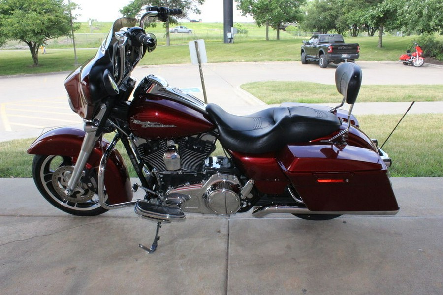 2010 Harley-Davidson® FLHX - Street Glide®