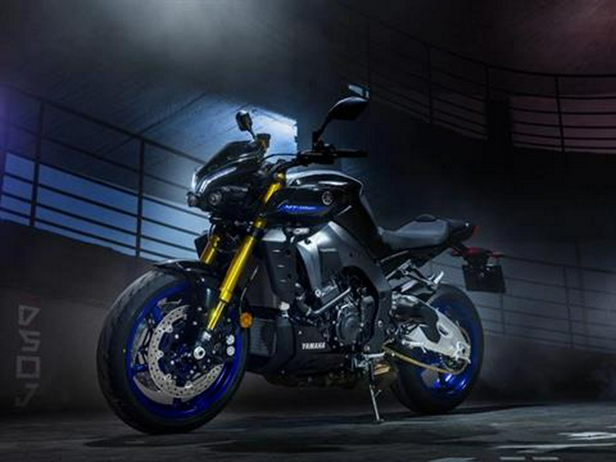 2025 Yamaha MT-10 SP