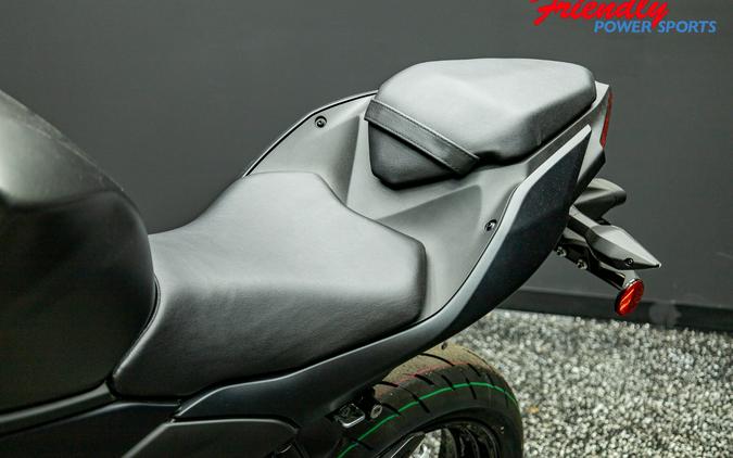 2026 KAWASAKI Z500 ABS