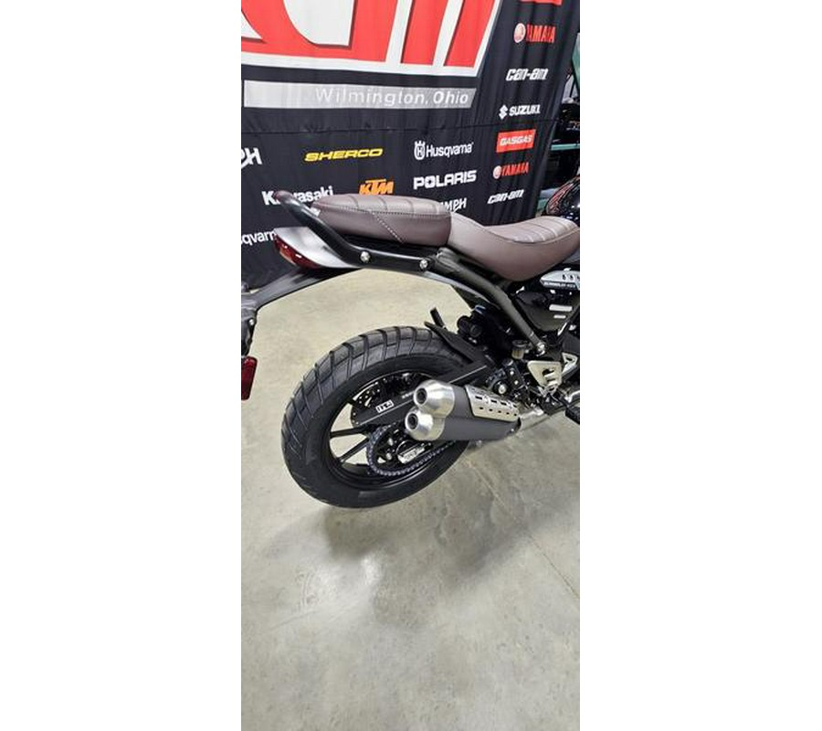 2025 Triumph Scrambler 400 X Carnival Red / Phantom Black