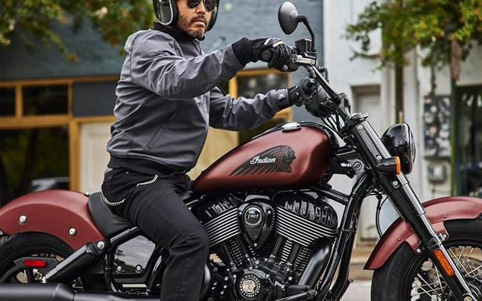 2025 Indian Motorcycle CHIEF BOBBER DARK HORSE