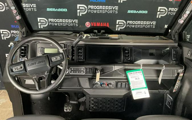 2026 Can-Am® Defender MAX XT CAB HD11 With 10.25 in.display