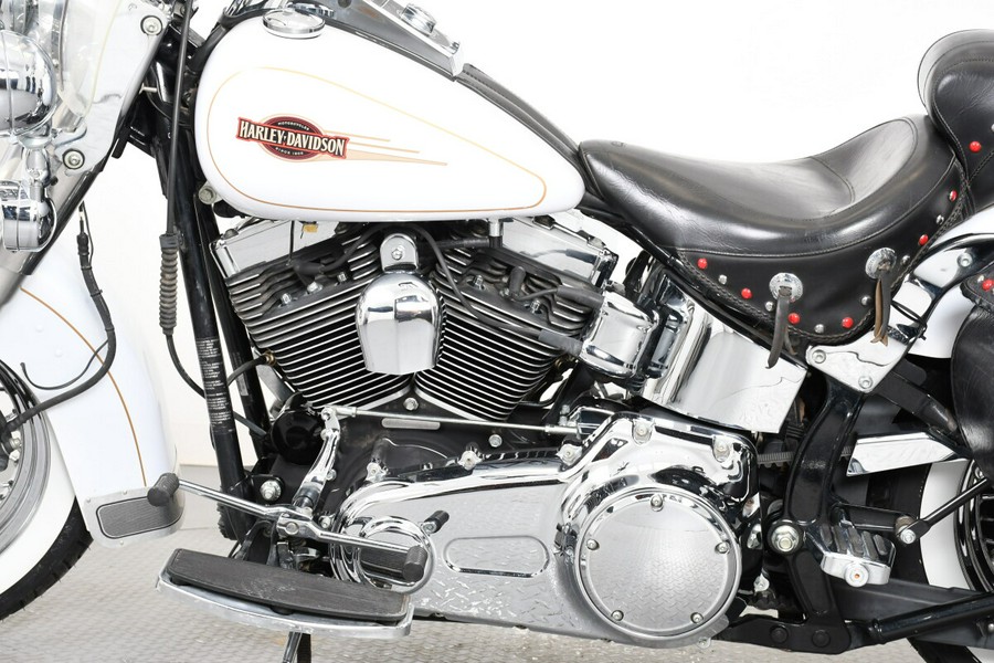 2007 Harley-Davidson® FLSTC Heritage Softail® Classic