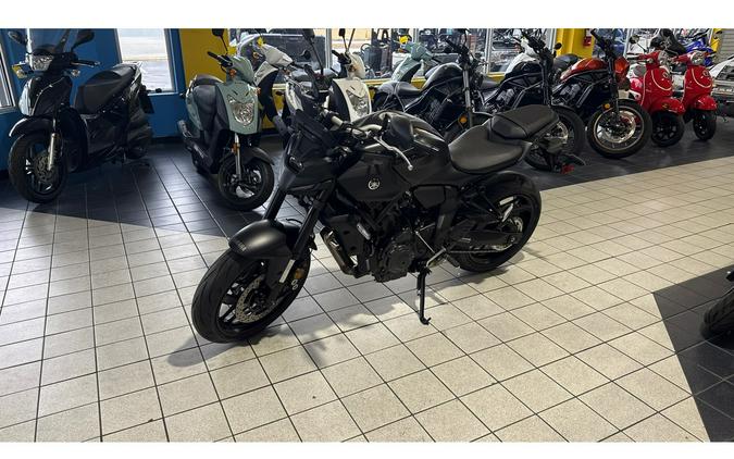 2025 Yamaha MT 07