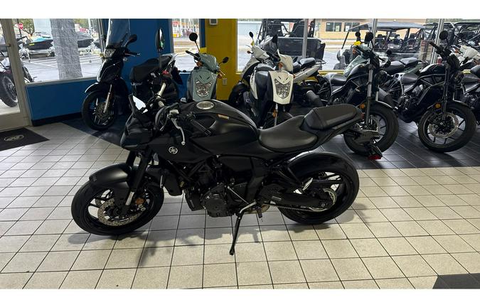 2025 Yamaha MT 07