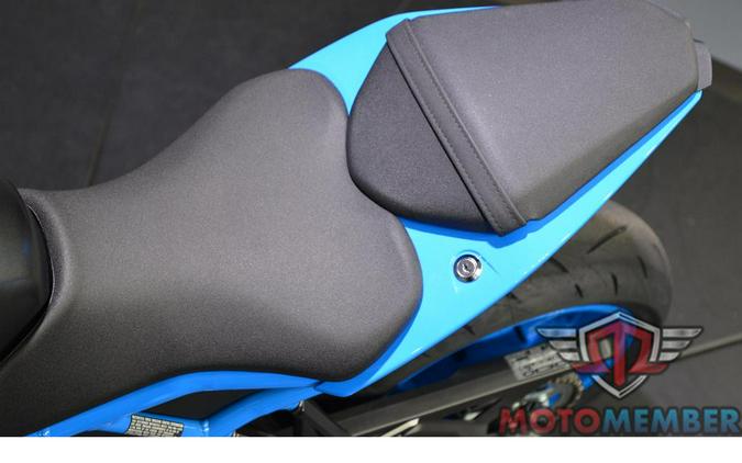 2024 Suzuki GSX-8S