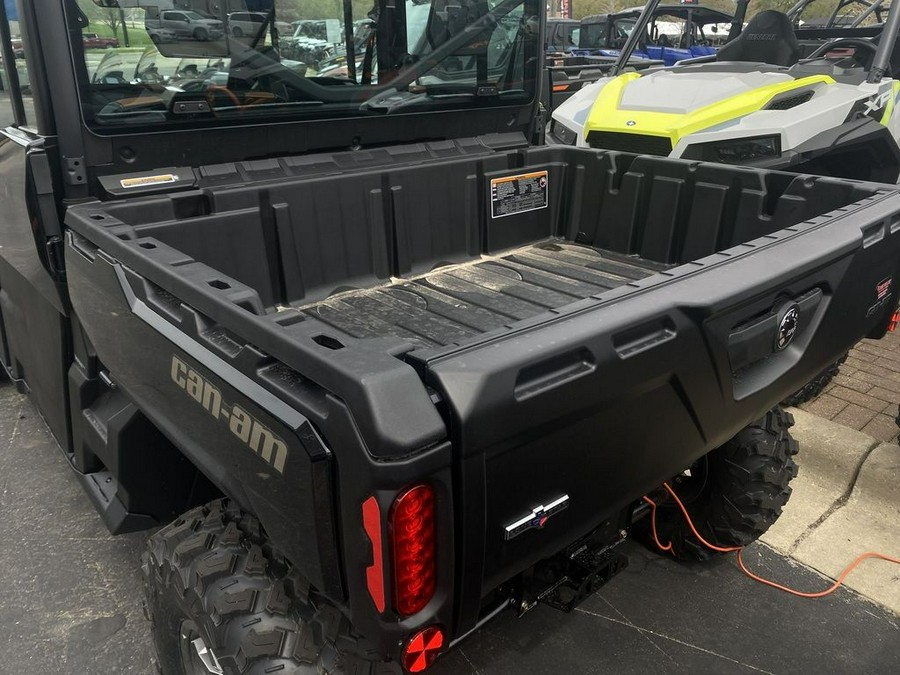 2024 Can-Am® Defender MAX Lone Star Cab HD10