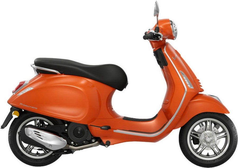 Vespa Primavera 50 - Arancio Impulsivo