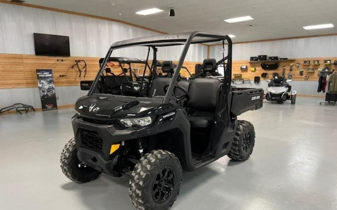 2024 Can-Am® Defender DPS HD9 Timeless Black