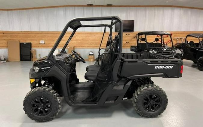 2024 Can-Am® Defender DPS HD9 Timeless Black