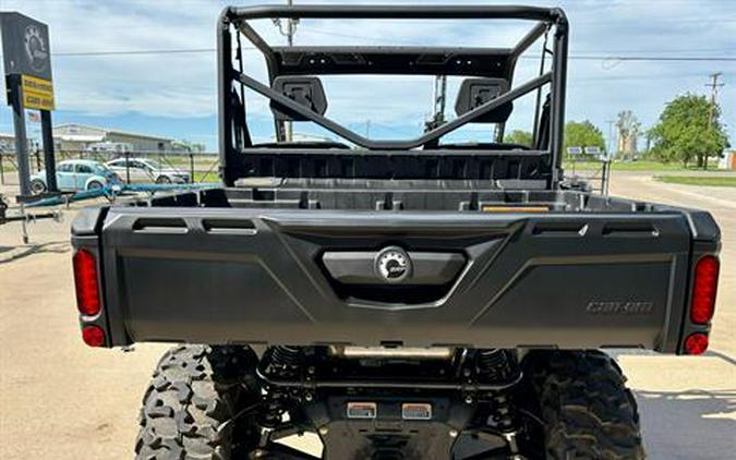 2024 Can-Am Defender HD9