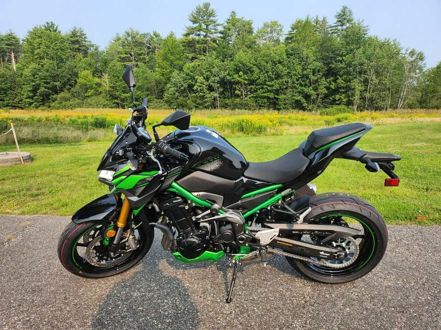 2024 Kawasaki Z900 SE ABS