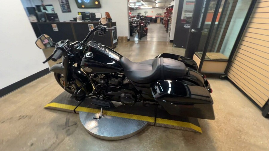 2025 Harley-Davidson Road King Special