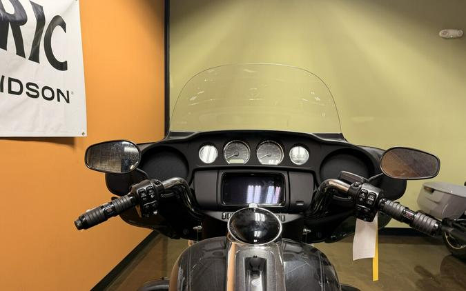 FLHTCUTG 2022 Tri Glide® Ultra