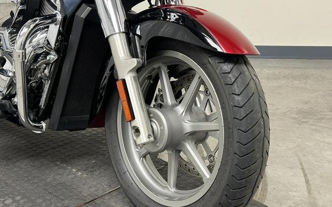 2013 Suzuki Boulevard C90T (VL1500TL3)