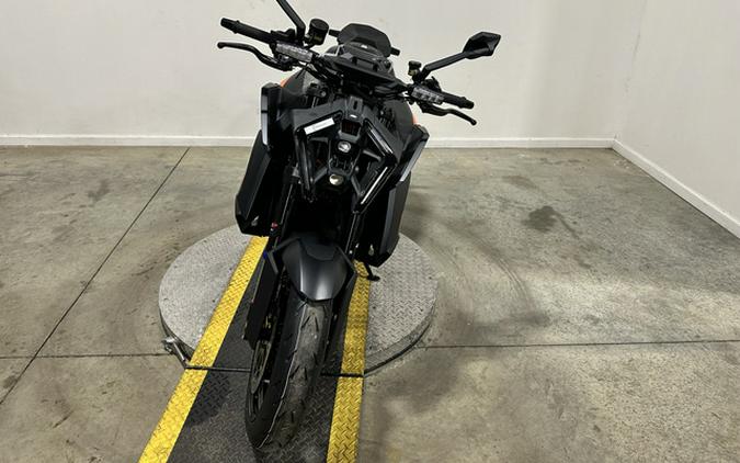 2026 KTM Super Duke 1390 R