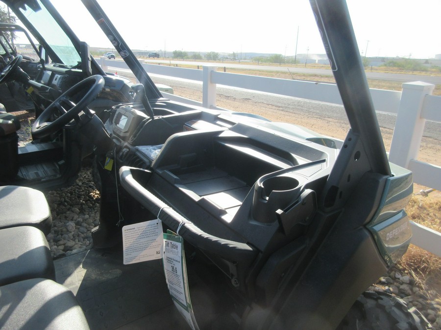 2026 CAN-AM DEFENDER HD7