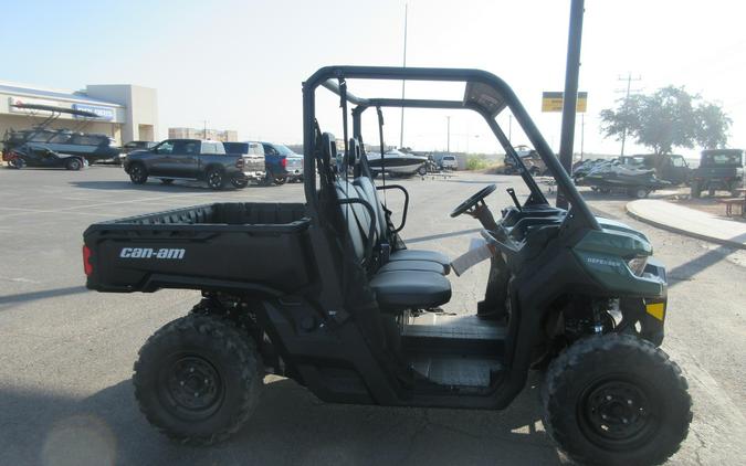 2026 CAN-AM DEFENDER HD7
