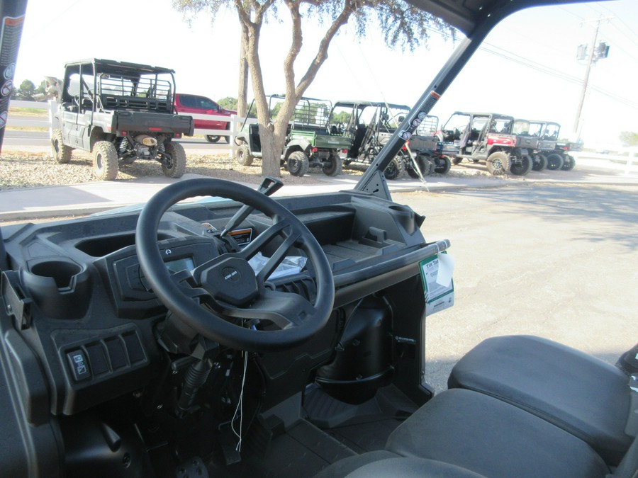 2026 CAN-AM DEFENDER HD7