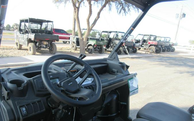 2026 CAN-AM DEFENDER HD7