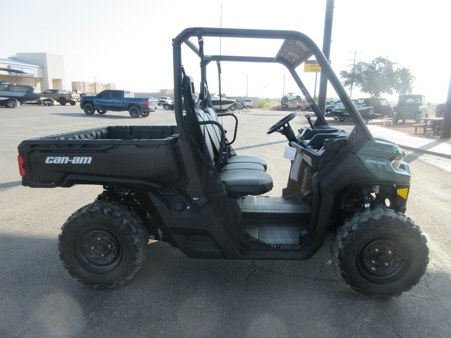 2026 CAN-AM DEFENDER HD7