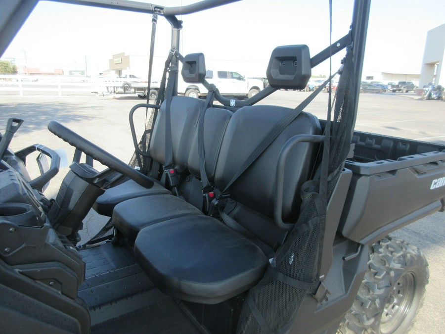 2026 CAN-AM DEFENDER HD7