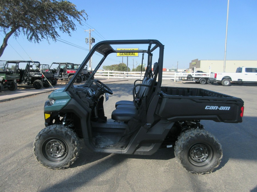2026 CAN-AM DEFENDER HD7
