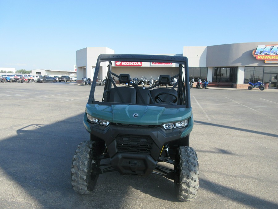 2026 CAN-AM DEFENDER HD7