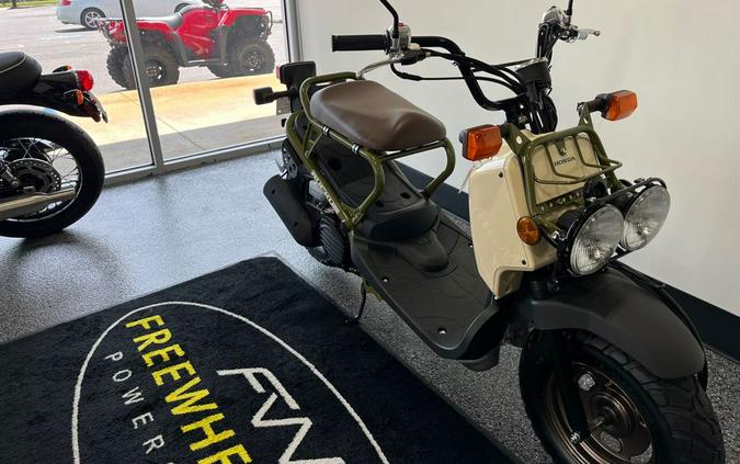 2024 Honda RUCKUS - Beige