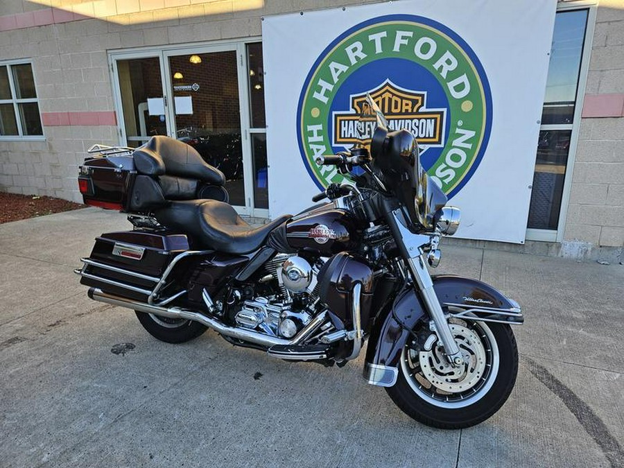 2005 Harley-Davidson® FLHTC-UI