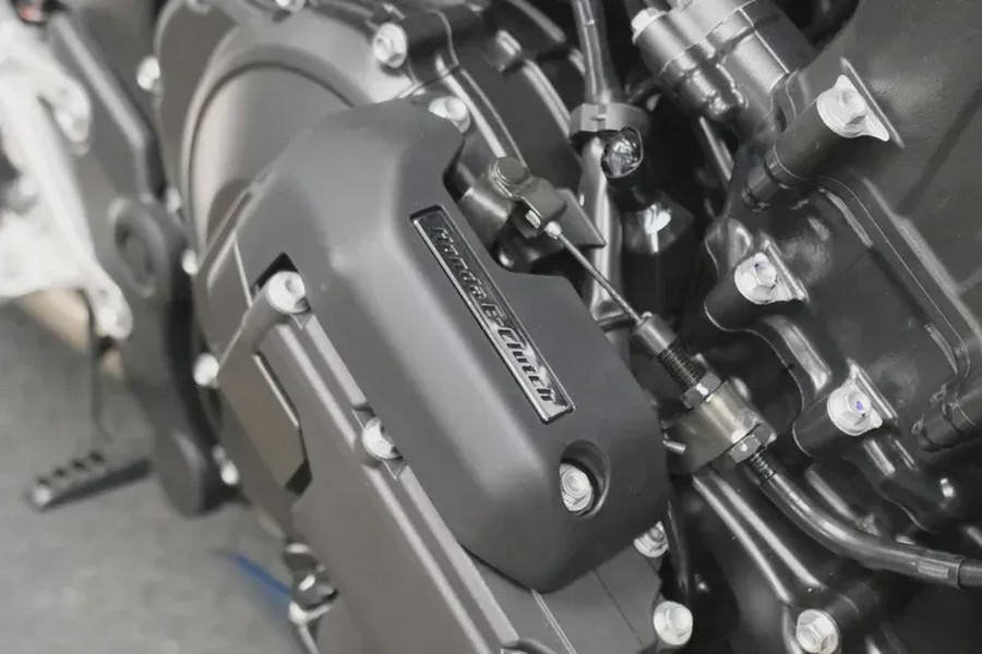 2026 HONDA CB750 HORNET E-CLUTCH
