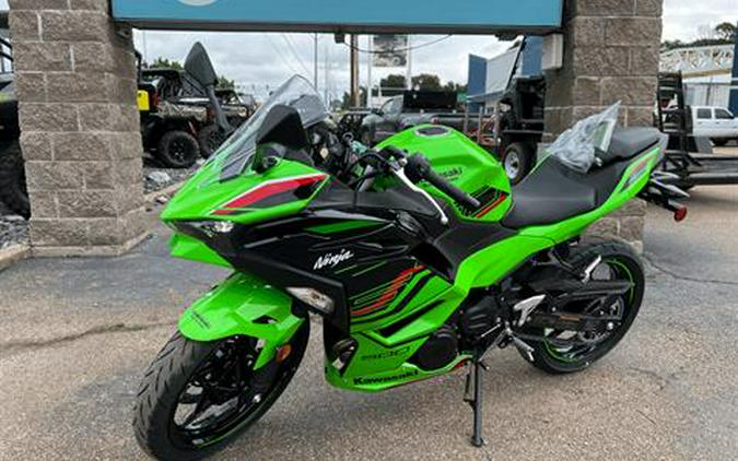 2024 Kawasaki Ninja 500 KRT Edition