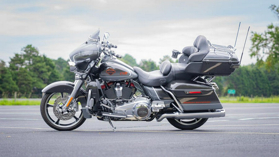 2020 Harley-Davidson® FLHTKSE - CVO™ Limited