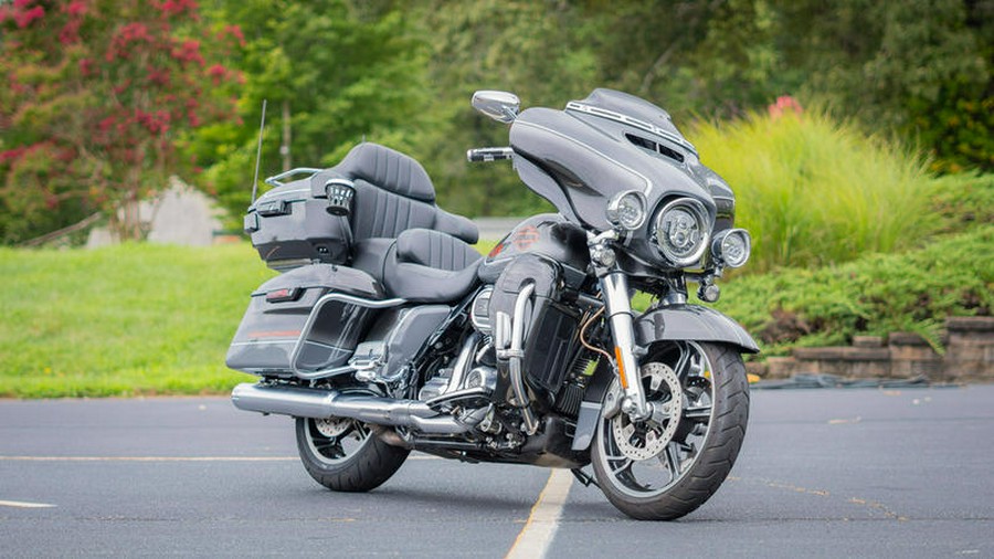 2020 Harley-Davidson® FLHTKSE - CVO™ Limited