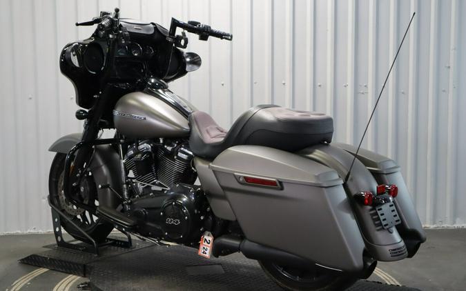 2019 Harley-Davidson Street Glide Special