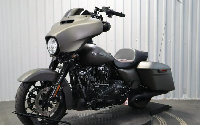 2019 Harley-Davidson Street Glide Special