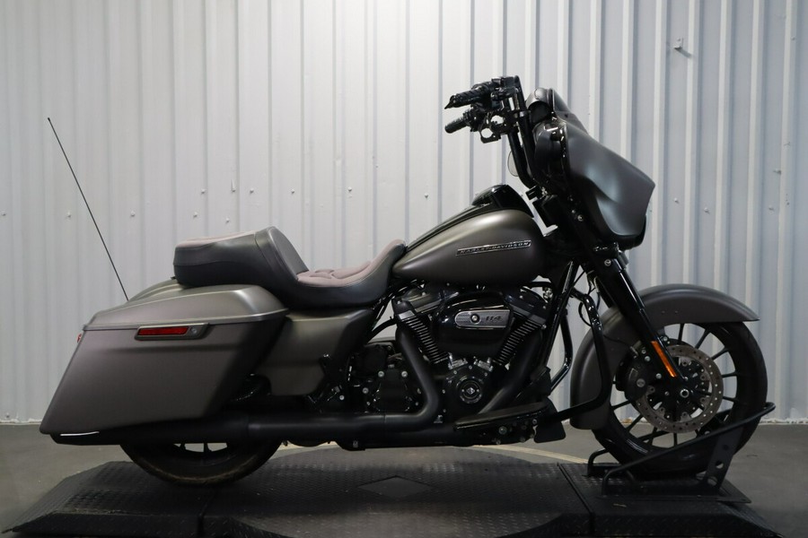 2019 Harley-Davidson Street Glide Special